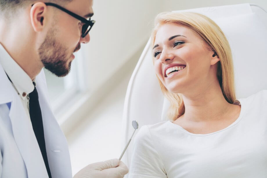 woman seeing dentist